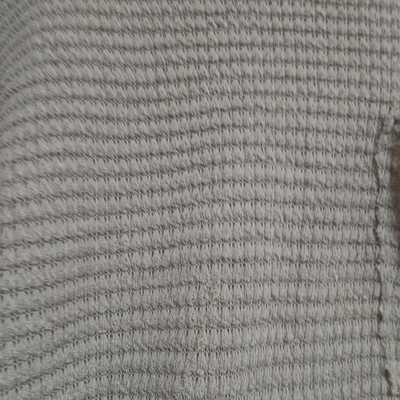 🦄 Free People Beige Waffle Knit Sweater M Oversized 24" Pit - Picture 7 of 9